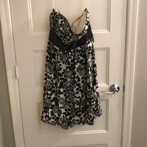 Strapless WHBM floral pattern w/sequin accents